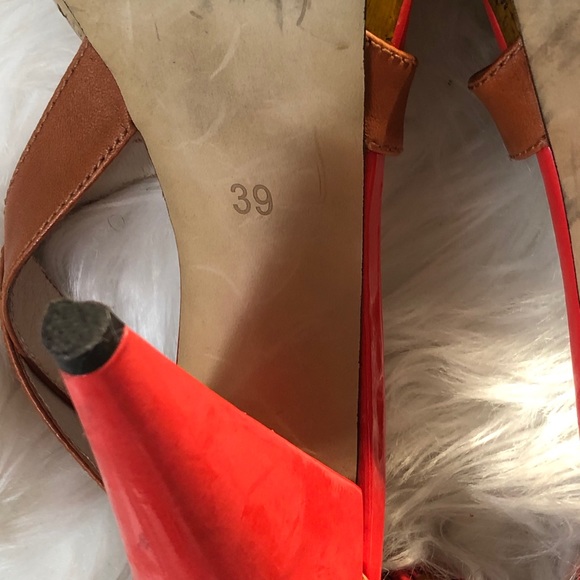 Fairly used Women peep toes 👠 shoes - Picture 4 of 8